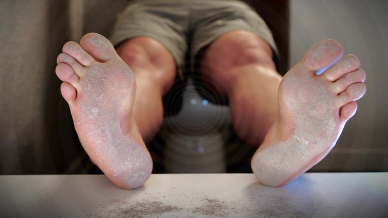 CashmasterAngel: Bitch Shrunken Under My Foot