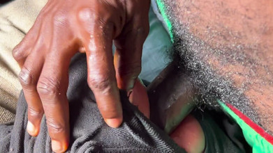 Bangcum8: Полная киска очень глубокой шлюшки мастурбирует вибратором огромный большой хуй