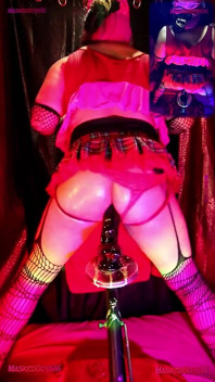 Twerking Dalam Skirt Mini Menunggang Dildo Saya 3