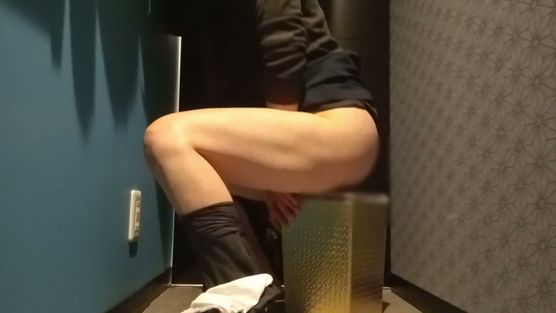 Mayumi Kanzaki: Unable to Use the Toilet