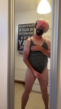 Espejo, espejo en la pared