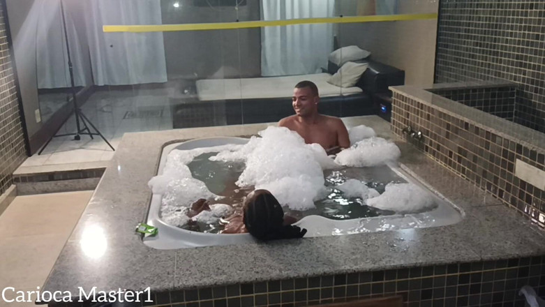 Carioca Master: I Got a Whirlpool com a Gostosa