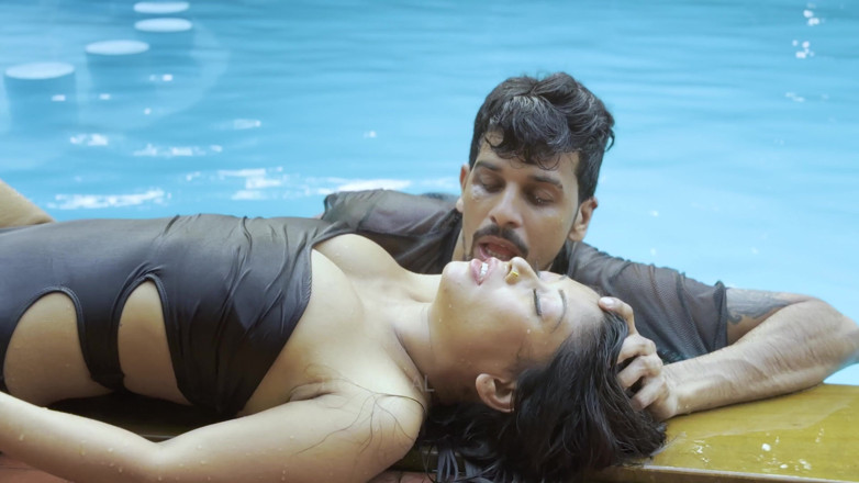 Tightmaal: Un couple indien sexy fait l’amour en s’amusant dans la...