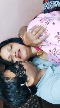 Gadrai Bhabhi Ki Jawani
