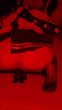 BDSM 바니가 초코를 당한다