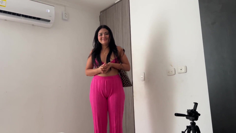Yohamedi: सौतेली बहन एहसान के बदले सेक्स प्रदान करती है