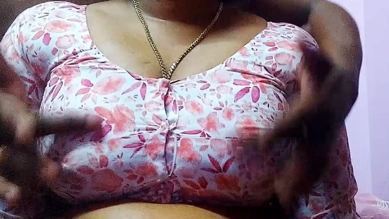 Desi Mohini: Хардкорный секс индийской подруги Бходжпури с бойфрендом.