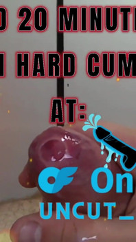 Precum em prepúcio apertado molhado sem cortes