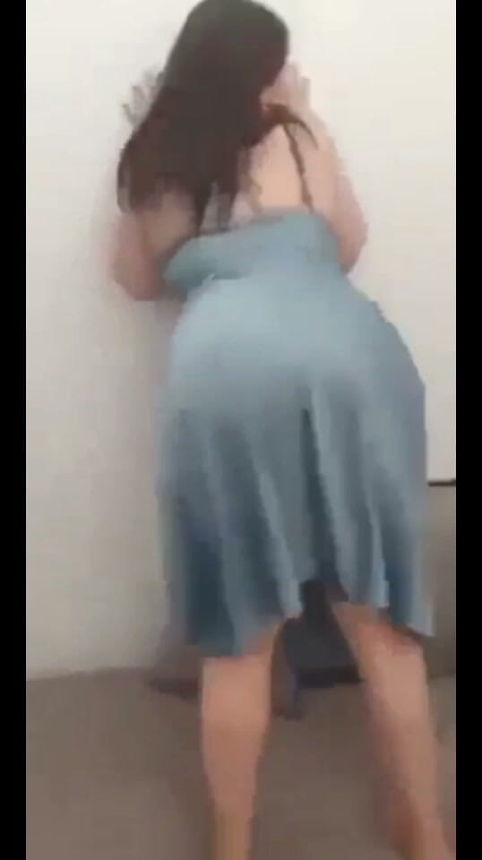 Mahdi Noureddine: Femme Arab Dance Et Baise