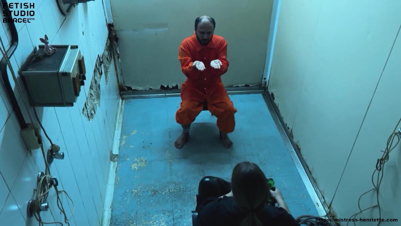 Mistress Henriette: Shift 1 scéna z filmu černá stránka 3 "ovládání mysli"