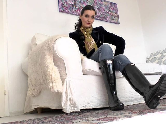 Special JOI and CEI Squeaky Rubber Boots Game (Lady Victoria Valente)