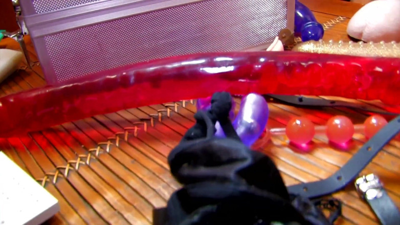 TeenXXX Stories: Brünette mit natürlichen titten gibt terry reid analsex und tiefen...