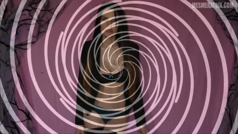 Lady Mesmeratrix Official: Ze zal je betoveren en met jou doen wat ze...