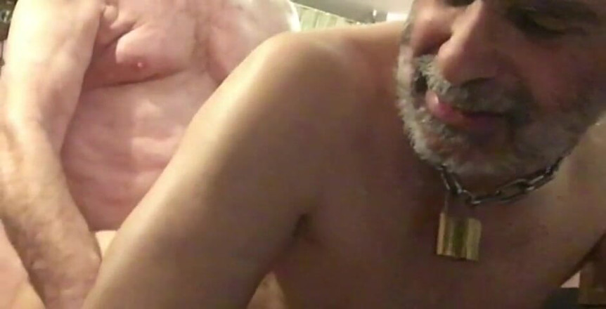 Nypster: Дідусь кінчає мені в дупу