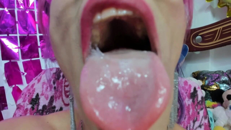 Ariana Unicorn: Doppeltes sperma auf Dildo und titten