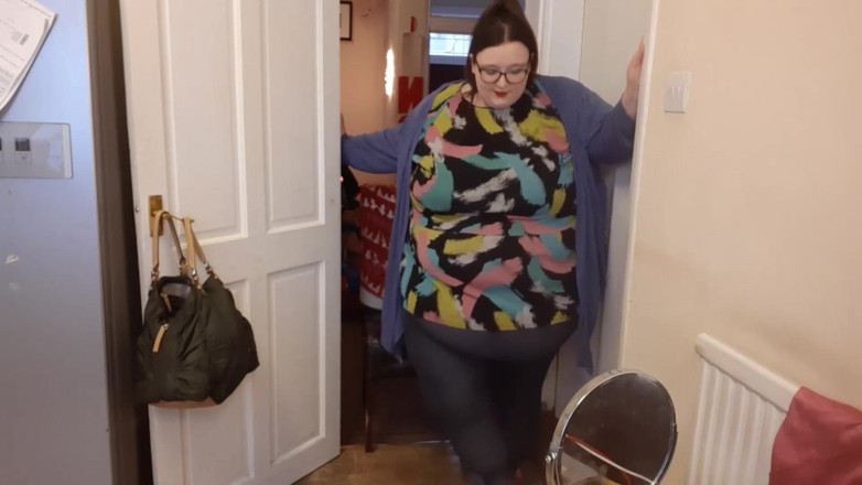 SSBBWLadyBrads: Weigh in after cake stuffing big gains
