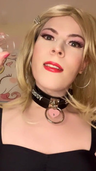 Krátké - Jak spolknout vlastní sperma - Tréninkový průvodce Sissy - Jessica Bloom