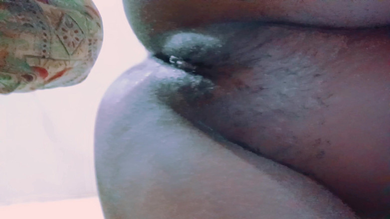 Andreneo: Neuken met Desi-stiefmoeder