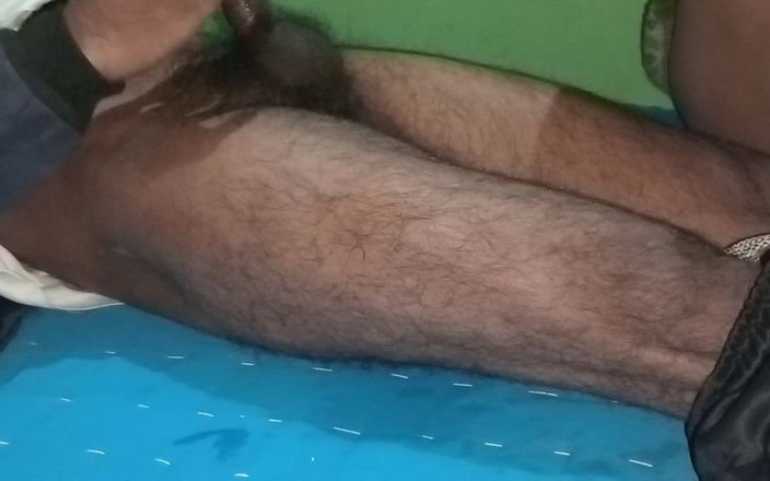 Pooja Sexy: Švagrová cut Chutney od mladšího švagra