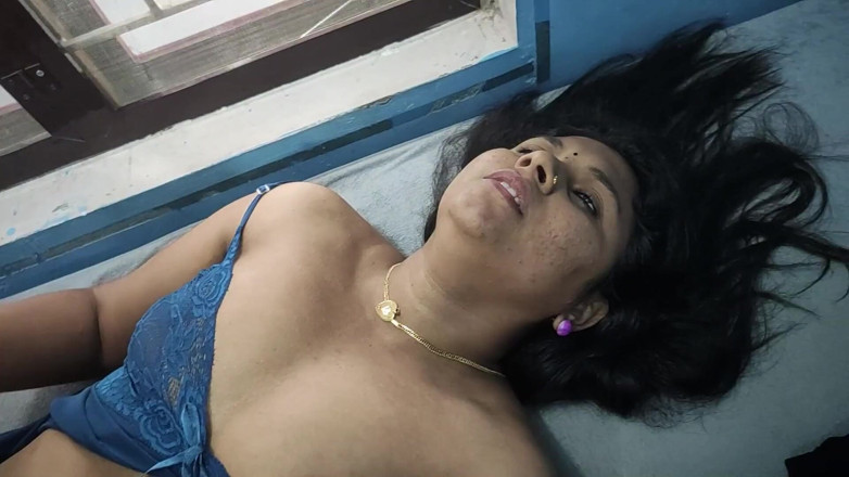 Vaigavarun45: भारतीय देसी सेक्सी रंडी पत्नी के साथ बिकिनी लंबी जोरदार चुदाई