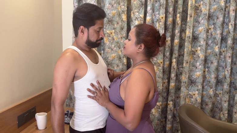 Desimaal69: Mistress Has Sex with Her Servant