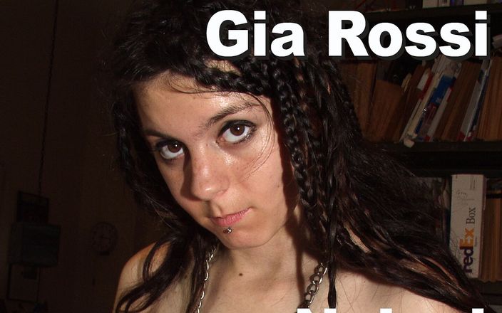 Picticon bondage and fetish: Gia Rossi naakte kantoormedewerker trekt roze