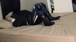 GearJock69: 拘束服を着て縛られたバイカー