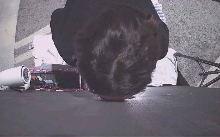 Phoenix Rizin': Cewek sange ini lagi asik muasin memeknya pakai mainan seks...