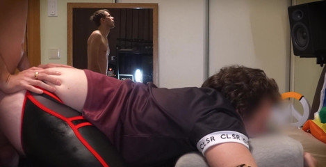 GayDuplo: No, to je ukázka, než mohu nahrát normální video. Také...