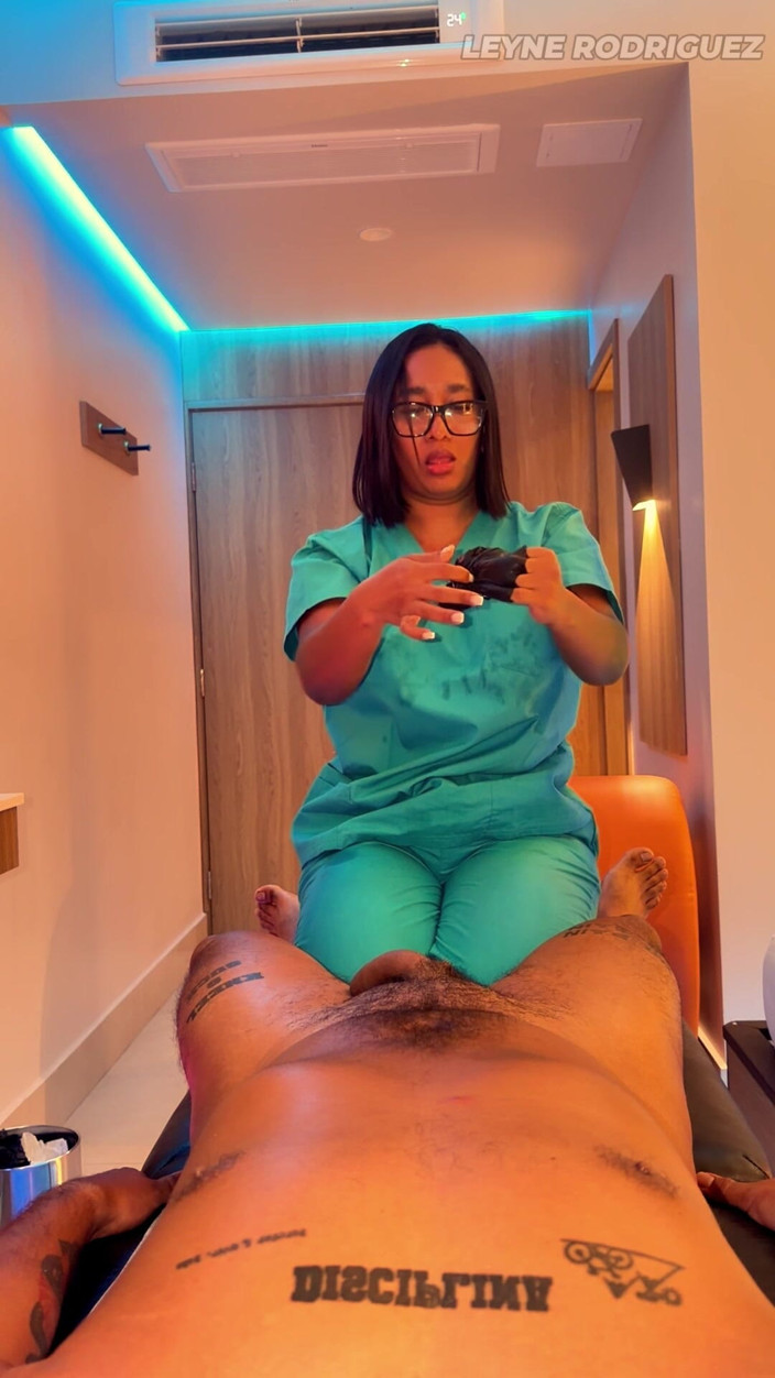 Leyne Rodriguez: POV Sensual Latina Massage - Relaxing Music, HJ &amp; Blowjob Finish
