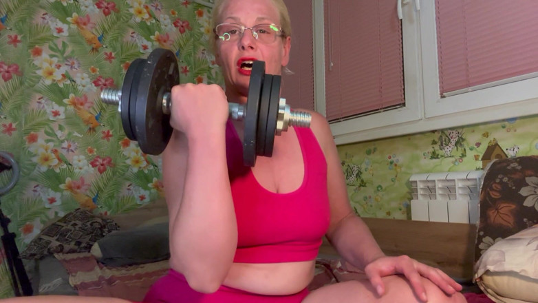 Putarankahotmilf: Činka Zvedání činky, Bitseps Fetiš, Prosit o mrdku