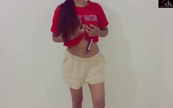Senuli_Vihansa: Who Would Like to Taste Me? Indian Teen Girl Undresses