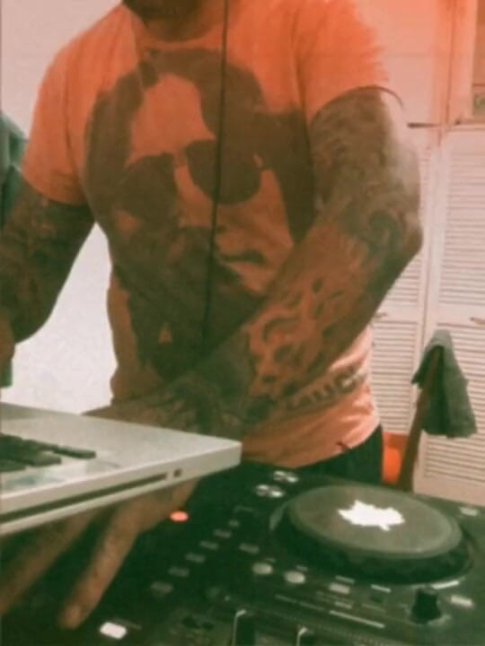 Phillholes: Horni dj
