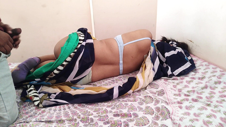 Yourdidipriya: Indische bhabhi wird tagsüber von dem jungen Devar Ji in...