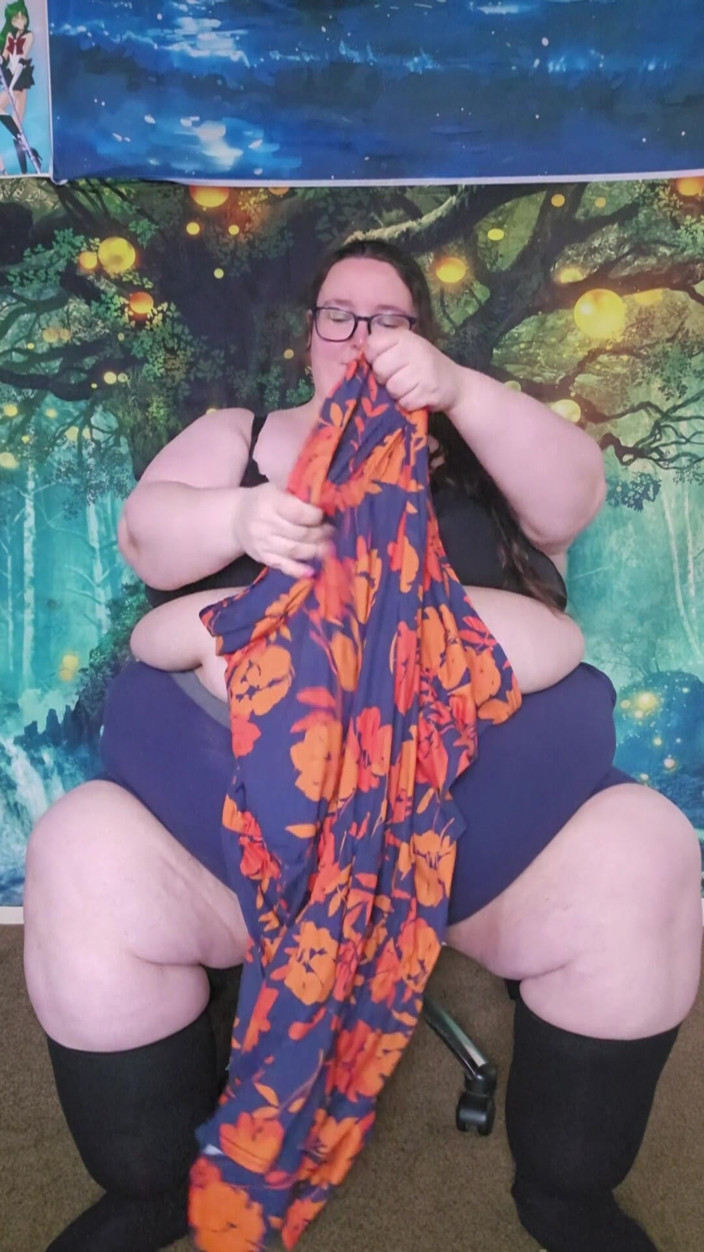 SSBBWLadyBrads: Une SSBBW se prépare avec moi, partie 2, gros corps