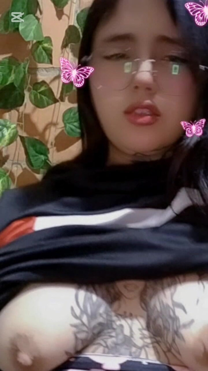 Dalyla: De rikaste brösten i Colombia