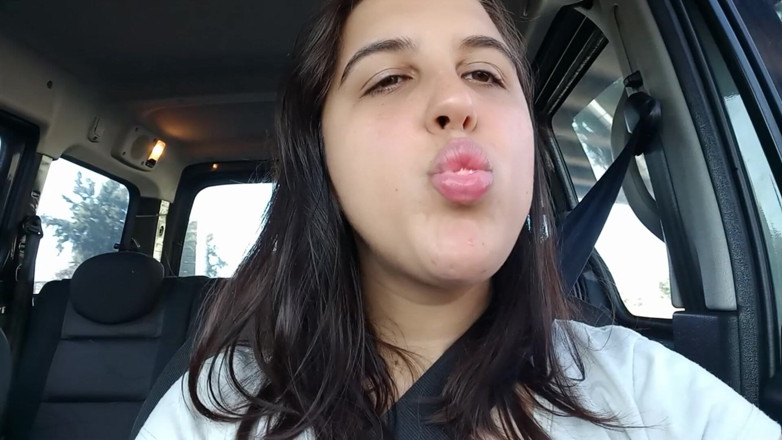 Bunny Looner: Fazendo grandes bolhas ao lado do meu motorista de Uber -...