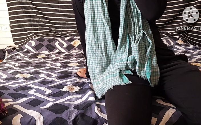 Salmaan001: Indian Desi Bhabhi Sex with Milkman