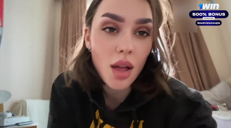 Good_view: Sexy Student Skillfully Rides a Dick