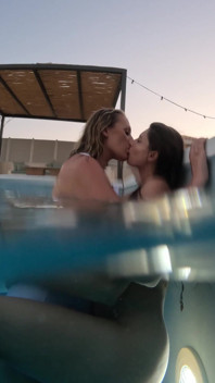 Summer Squirting Lesbians