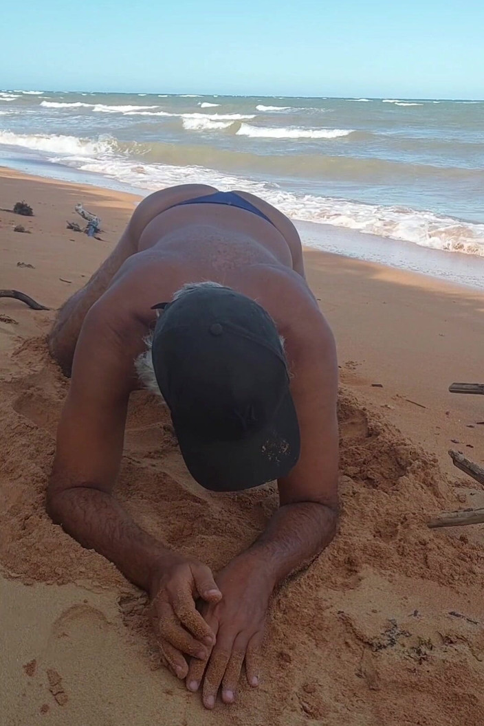 Ladysilvas: Ladysilva w bikini na plaży co za gorący tyłek