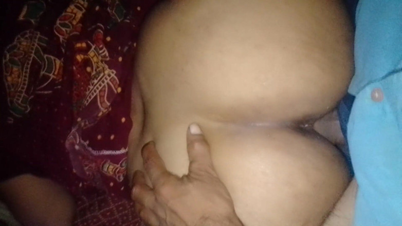 Soni sk: Wife Talking Her Boyfriend on Fone Call Husband Catch Her...