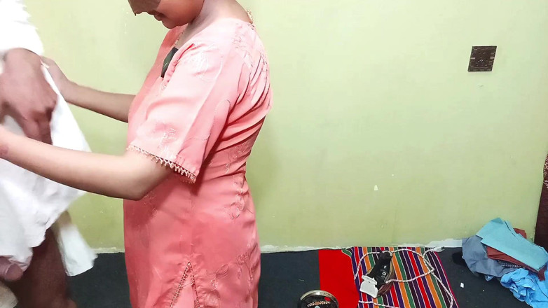 MehwishButt: Indian Desi Bhabhi Fucked by Taylor Standing Doggystyle