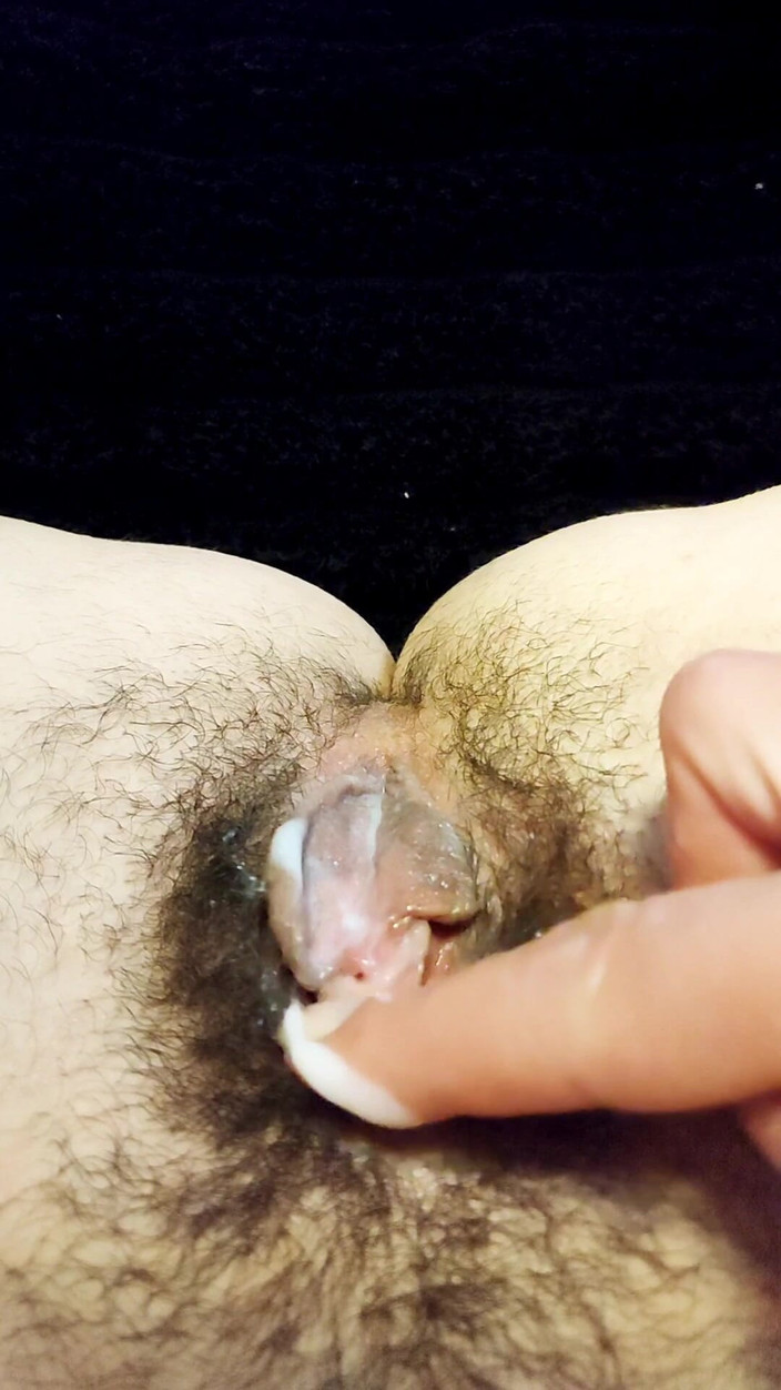 LolaLola: Moje kalhotky byly mokré . . . .