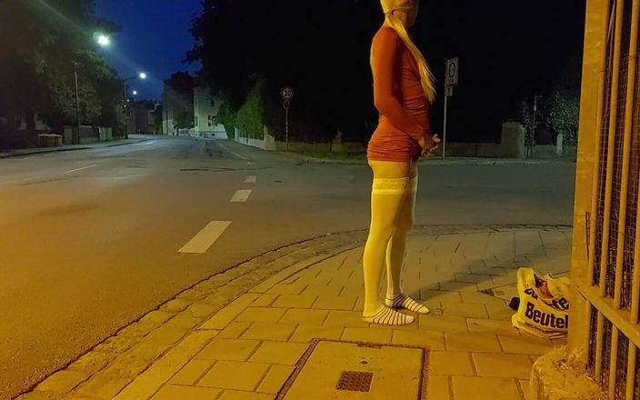 sweetfeet29: Mariquita quiere tos en la ciudad
