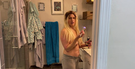 TabithaXXX: Načapal Tabithu, jak si obléká make-up