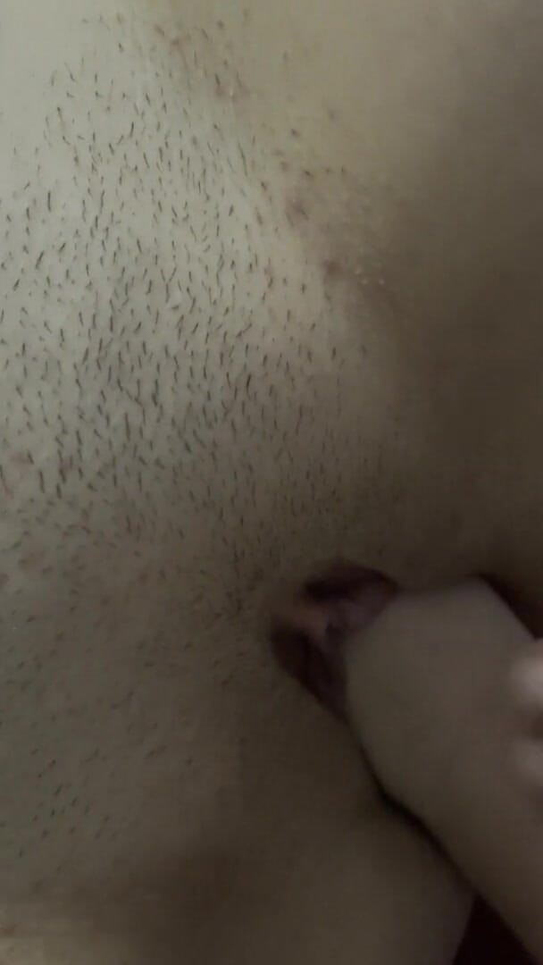 SarahSweet89: Stretching my holes