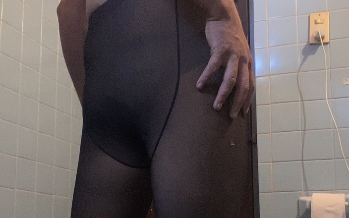 Pancho: Je montre mes collants