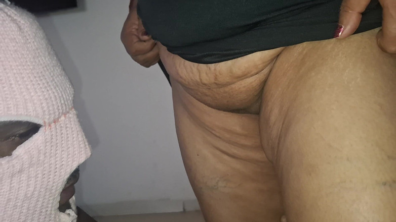 TABOOBREAKERS: Mon Étalon Amant Telgue Me Baise Bien Comme Il Faut