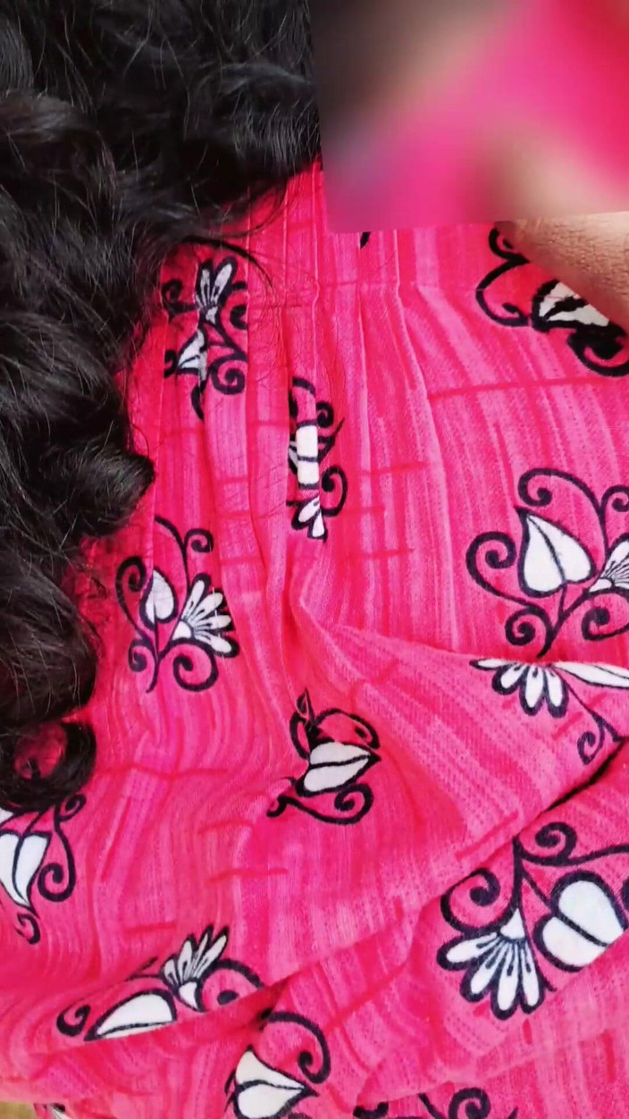 Trilokinath: Uma namorada do interior e namorado ao ar livre